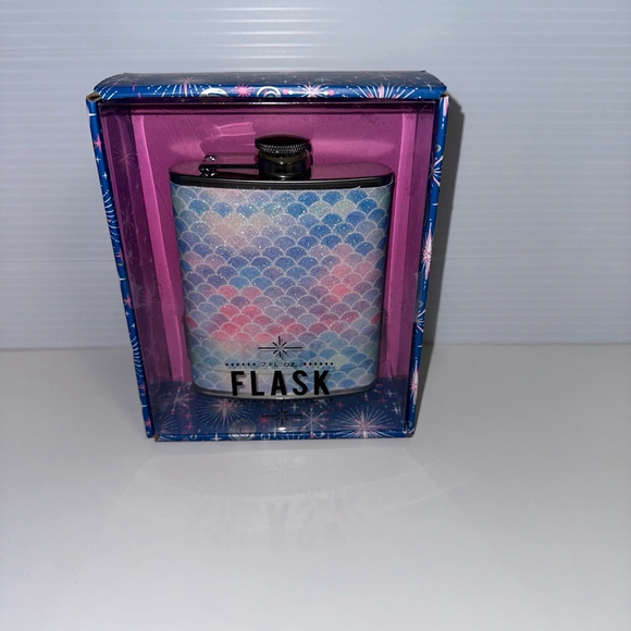 NEW Wild Eye Designs Flask Multi-color 7 FL OZ Stainless Steel Mermaid Girly - Picture 5 of 9